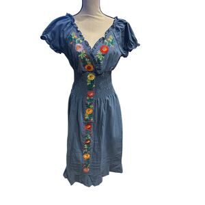 ⭐️ Women’s YZXDORWJ Short Sleeve Embroidered Midi Dress. Size Large  Cottage